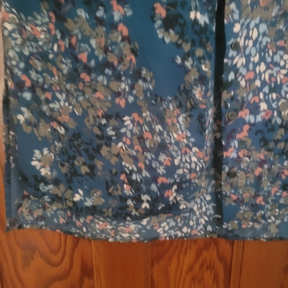 Monk and Lou blouse - Picture 4 of 4